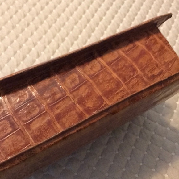 Genuine Reptile skin shoulder bag, Imported - Picture 6 of 8